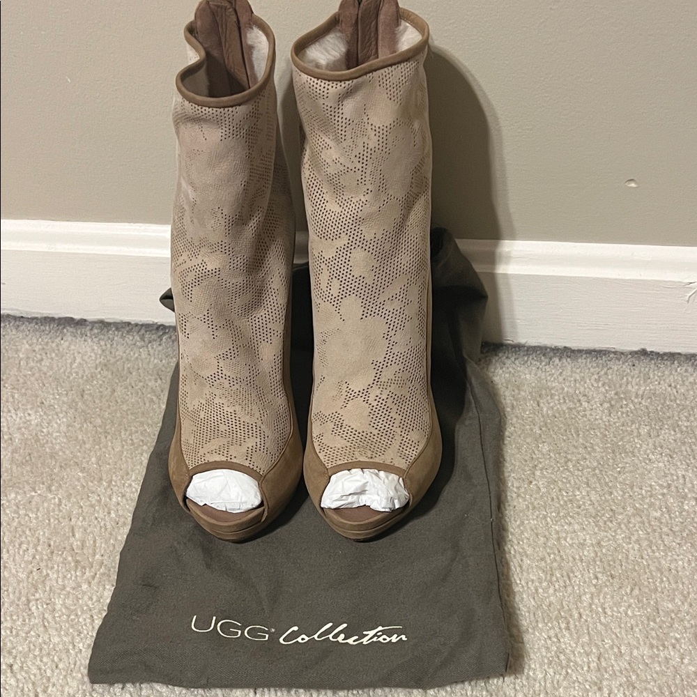 UGG Collection "Anetea" Open Toe Ankle Boots,